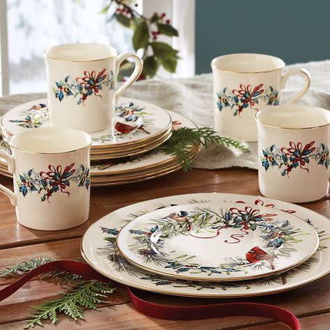 This 12-piece dinnerware set features the classic, Winter Greetings motif of birds perching along wreaths of holly and mistletoe. Crafted from durable ivory bone china with 24-karat gold accents, this set makes an elegant holiday place setting. Made in the U.S.A. Lenox Winter Greetings, Holiday Place Settings, Winter Greetings, Large Floor Vase, Holiday Table Settings, Cottage Christmas, Christmas Table Settings, Dinner Plate Sets, Holiday Entertaining