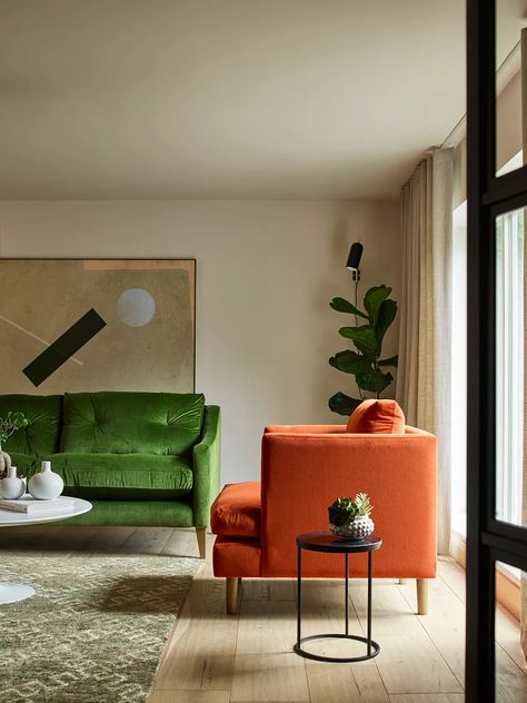 Orange Velvet Chair Living Room, Orange Armchair Living Room, What Colors Go With Orange, Velvet Chairs Living Room, Sofa Two Seater, Green Couch Living Room, Orange Armchair, Earthy Terracotta, Compact Sofa