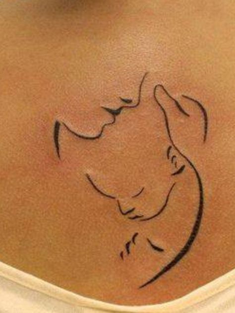 Mom Baby Tattoo, Mutterschaft Tattoos, Mother And Baby Tattoo, Mother Tattoos For Children, Mother Son Tattoos, Tattoos With Kids Names, Mother Tattoos, Tattoo For Son, Geniale Tattoos