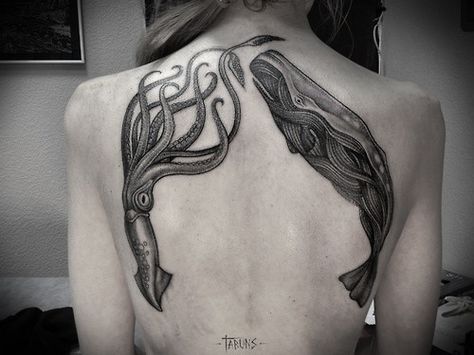 Squid and whale Alex Tabuns, Underwater Tattoo, Marine Tattoo, Squid Tattoo, Octopus Tattoo Design, Octopus Tattoos, Whale Tattoos, Theme Tattoo, Octopus Tattoo