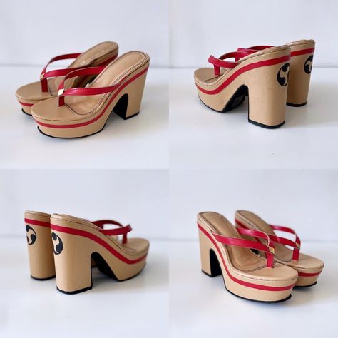 Japanese Heels Traditional, Raiden Shogun Shoes, Uwabaki Shoes, Japan Shoes, Japanese Shoes, Metal Boy, Pretty Heels, Red Lily, Dr Shoes