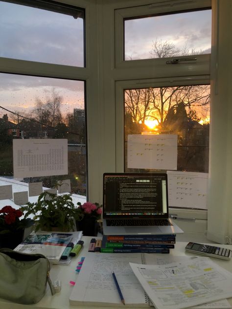 #sunset #studying #aesthetic #motivation #study Studying All Day Aesthetic, Sunset Study Aesthetic, Morning Studying Aesthetic, Acing Exams Aesthetic, Calm Study Aesthetic, Rainy Day Study Aesthetic, Summer Studying Aesthetic, Study Aesthetic Landscape, Spring Study Aesthetic