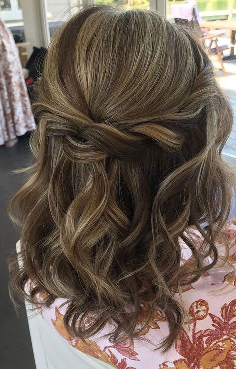 Half Up Half Down Prom Hair Short Length, Prom Half Up Half Down Hair Medium Hair, Mid Length Prom Hairstyles Down, Curly Half Up Half Down Medium Hair, Shoulder Length Half Up Half Down Wedding, Hairstyles For Medium Length Hair Wavy Half Up Half Down, Medium Length Prom Hairstyles Half Up, Bridesmaid Hair Half Up Medium Length, Prom Hairstyles Short Medium Hair