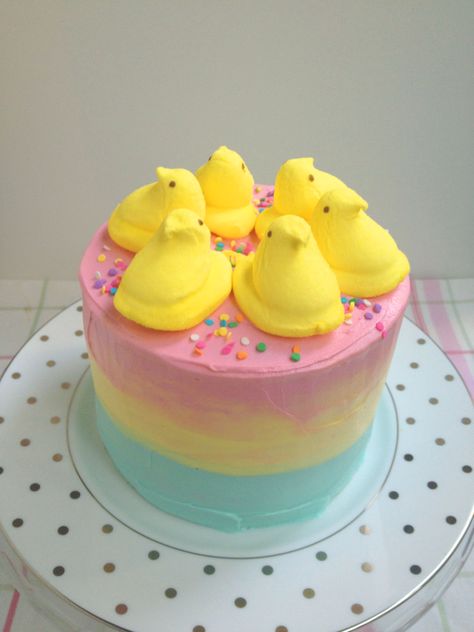 Peep Easter Cake, Peeps Cake Ideas, Easter Peep Cake, Easter Cake Decorating Easy, Peeps Party, Easter Birthday Cake, Easter Cake Ideas, Peep Cake, Easter Cake Designs