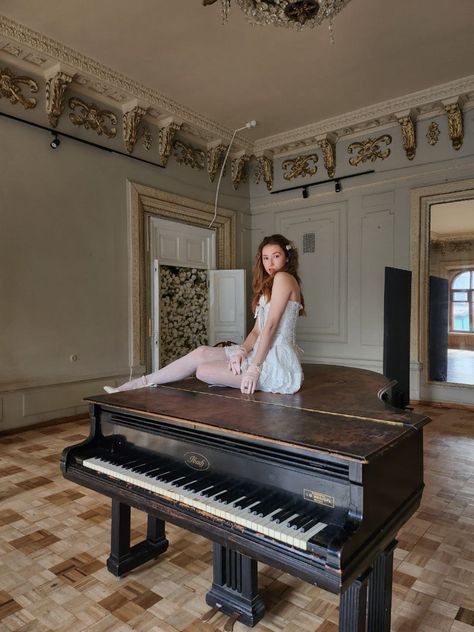 piano photo Piano Pose Reference, Piano Reference, Piano Photo, Pose Reference, Art Tutorials, Piano, Jesus, Instagram Photos, Photo And Video