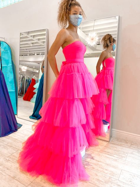 15th Birthday Party Ideas, Orange Prom Dresses, Prom Dress Inspo, Stunning Prom Dresses, Senior Prom, Dress Inspo, 15th Birthday, Sweet 16, Neon Pink