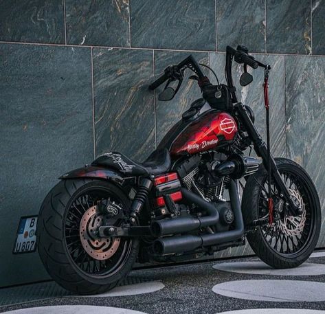 Harley Davidson Street Bob, Honda Shadow Bobber, Harley Street Bob, Shadow Bobber, Tourer Motorcycles, Мотоциклы Harley Davidson, Harley Davidson Pictures, Bike Tank, Diy Motorcycle