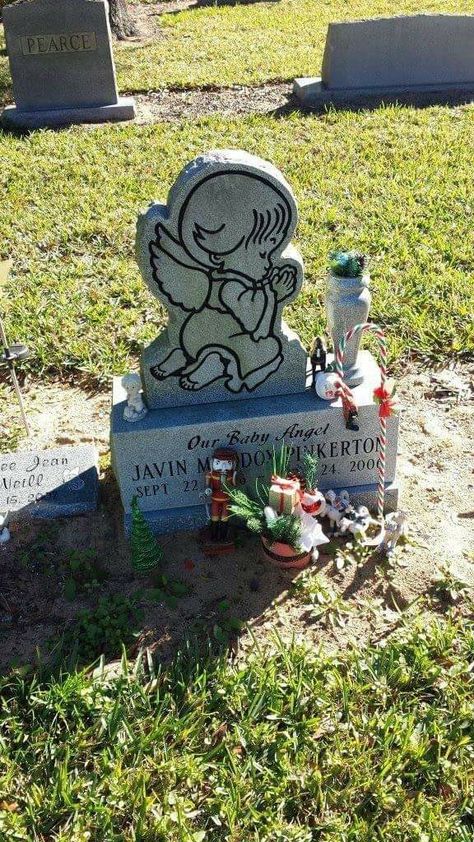 Grave Statues, Cemetary Decorations, Grave Headstones, Infant Loss Memorial, Tombstone Designs, Garden Rock Border, Cemetery Headstones, Cemetery Decorations, Cemetery Art