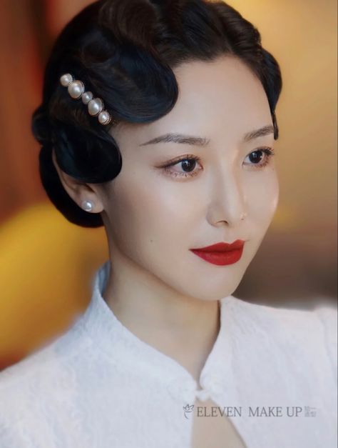 Vintage Japanese Hairstyle, Shanghai Hairstyle Vintage, Vintage Chinese Hairstyle, Chinese Vintage Fashion, Shanghai Hairstyle, Chinese New Year Hairstyle, Cheongsam Hairstyle, Sangjit Hairdo, 1920 Hairstyles