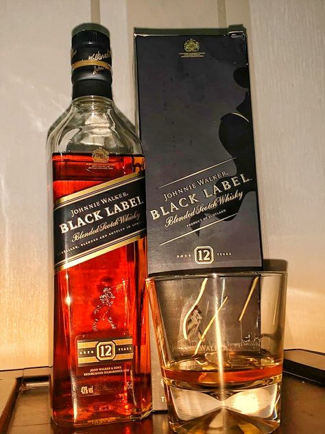 Beautiful bottle of black label #johnniewalker #jw #blacklabel #scotchscentuary #blendedscotch #scotch Johnnie Walker Black Label, Johnnie Walker Black, Whisky Bottle, Blended Scotch Whisky, Scotch Whiskey, Johnnie Walker, Scotch Whisky, Food Items, Black Label