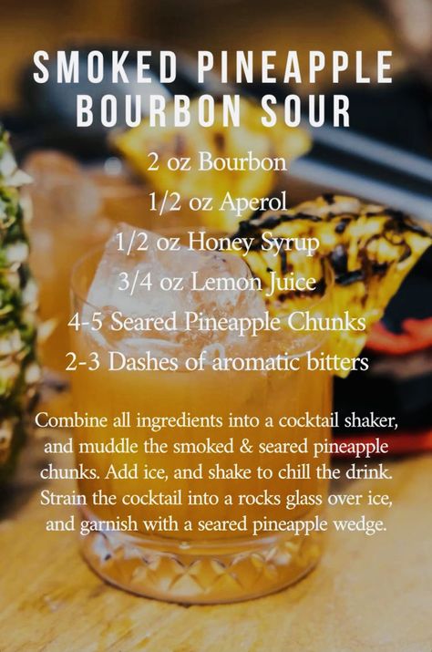 Smoked Alcohol Drinks, Bourbon Drinks Recipes, Bourbon Sour, Cocktail Drinks Alcoholic, Bourbon Drinks, Bourbon Cocktails, Fancy Drinks, Boozy Drinks, Mixed Drinks Recipes