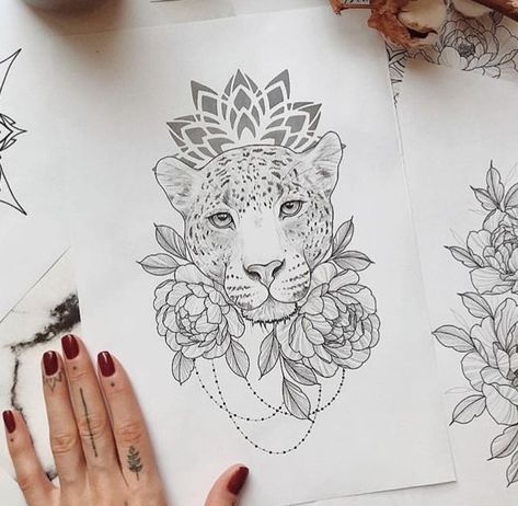 Lioness Tattoo, Class Inspiration, Dibujos Tattoo, Tattoos Inspiration, Sketch Pen, Leo Tattoos, Flash Design, Botanical Tattoo, Tattoo Feminina