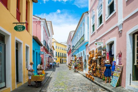 The 20 Best Places to Live in South America if You Have Asthma Visit Brazil, Living In Brazil, Bahia Brazil, Smelly Cat, Colorful Places, Historical Landmarks, Best Places To Live, American Cities, Travel Alone