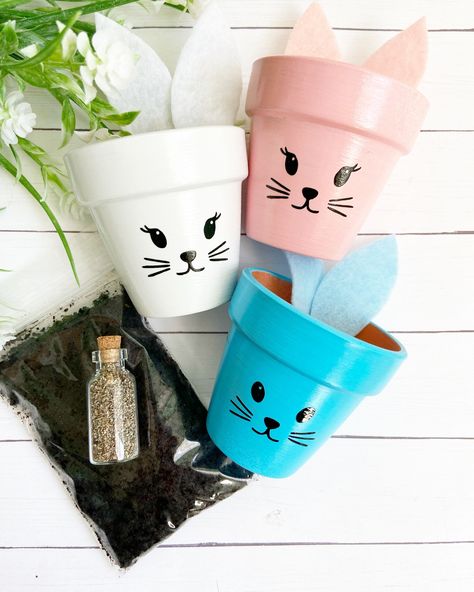 Easter Plants, Mothers Day Flower Pot, Plant Pots Crafts, Spring Easter Basket, Seed Planting, Kids Gardening, Easter Baskets For Toddlers, Painted Plant Pots, Personalized Easter Basket