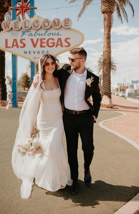 Las Vegas Wedding Inspiration, Las Vegas Wedding Dresses, Vegas Elopement Photography, Neon Museum Las Vegas, Vegas Wedding Dress, Las Vegas Bride, Vegas Photography, The Neon Museum, Las Vegas Wedding Photos