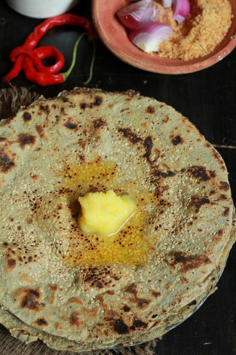 Bajri bharkri makes for a healthy alternative to wheat or rice. Bhakri Recipe, Indian Meals, Roasted Cauliflower Salad, Indian Flat Bread, Indian Veg Recipes, Flat Breads, Lemon Tahini Dressing, Naan Recipe, Veg Food