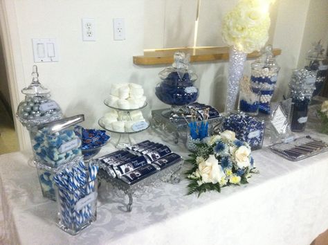 Blue Candy Buffet, Cake Table Birthday, Blue Table Settings, Dark Blue Wedding, Baby Shower Candle Favors, Candy Buffet Wedding, Fruit Bar, Fruit Shop, Fruit Party