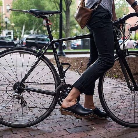 The One Pair of Shoes Every Woman Needs in Her Closet | Superior Clogs Womens Clogs Outfits, Swedish Clogs Outfit, Clog Outfit Summer, Clog Outfits, Black Clogs Outfit, Clog Fashion, Clogs Outfits, Clogs Outfit, Swedish Clogs