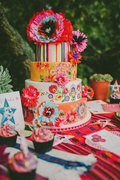 Mexican Styled Wedding Cake /  / http://www.himisspuff.com/colorful-mexican-festive-wedding-ideas/7/ Mexican Style Wedding, Lila Party, Mexican Themed Weddings, Fiesta Cake, Mexican Fiesta Party, Mexican Birthday, Fiesta Wedding, Mexican Party Theme, Festive Wedding