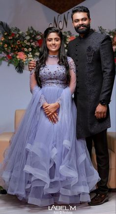 Couple Reception Outfit Indian, Engagement Gowns Indian Brides Outfit, Latest Crop Top Designs For Lehenga, Engagement Outfits Indian Couple, Lehenga Hairstyle, Engagement Outfits Indian, Indian Wedding Reception Outfits, Party Wear Long Gowns, Simple Frock