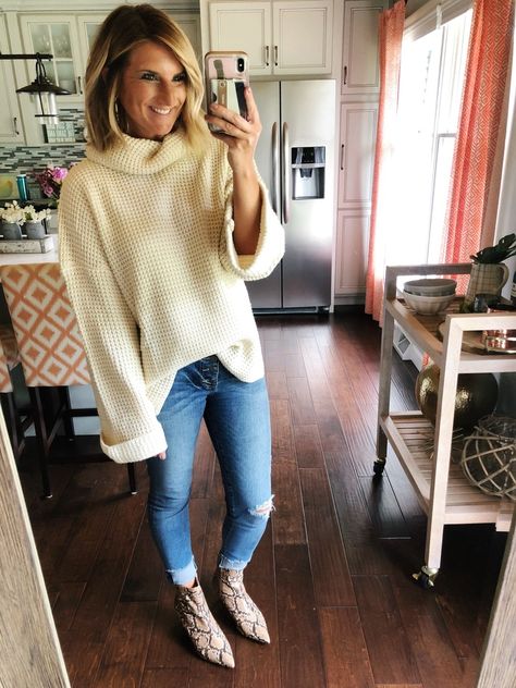 How to style an oversized sweater for Fall // Cute outfit for Fall // Outfit for Fall you can copy // Easy Outfit for Fall // Oversized sweater outfit idea // Fall outfit // Cream sweater with skinny jeans and snakeskin booties // How to style snakeskin booties // Fall fashion #ShopStyle #MyShopStyle #fallfashion #falloutfit #snakeskin #ootd #cuteoutfit Snake Boots Outfit Fall, Over The Knee Snakeskin Boots Outfits, Brown Snakeskin Boots Outfit, Snake Print Boots Outfit Fall, Snakeskin Booties Outfit, Fall Snake Print Ankle Boots, Oversized Sweater Outfit, Sweater Outfits Fall, Booties Outfit