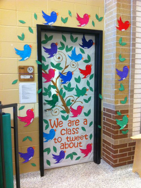 Decorating classroom doors! "We are a class to tweet about" theme. Decorating Classroom Doors, High School Door, Decorating Classroom, Bulletin Board Tree, Decoration Class, Classroom Decor Middle, High School Pictures, Middle School Classroom Decor, Vbs 2025