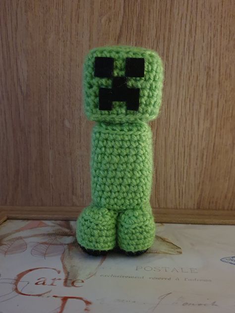 #Minecraft #Creeper #Crochet #HandMade Crochet Creeper, Crochet Minecraft Frog, Crochet Minecraft Plushies, Creeper Minecraft Crochet, Creeper Stuffed Animal, Kids Knitting Patterns, Creepers, Knitting For Kids, Christmas Presents