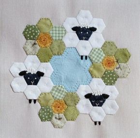 Hexagon Quilts Ideas Inspiration, Epp Hexagon Projects, Ffa Quilt, Hexagon Quilt Ideas, Hexagon Quilt Patterns, Camp Quilt, Farm Quilts, Epp Quilt, Hexie Projects