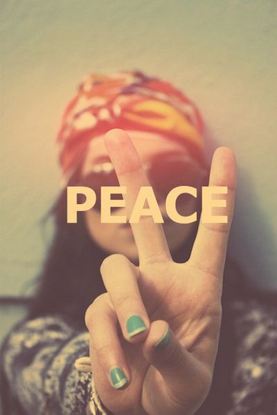 {erinta deprina} Hippie Quotes, Boho Chique, Peace Love Happiness, Give Peace A Chance, Estilo Hippy, Hippie Peace, Hippie Life, Hippie Love, Hippie Vibes