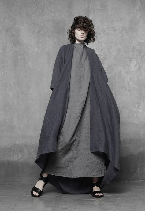 Origami Clothing, Style Wrap Dress, Linen Kimono, Cocoon Dress, Linen Coat, Lagenlook Style, Cocoon Cardigan, Cocoon Coat, Medieval Fashion