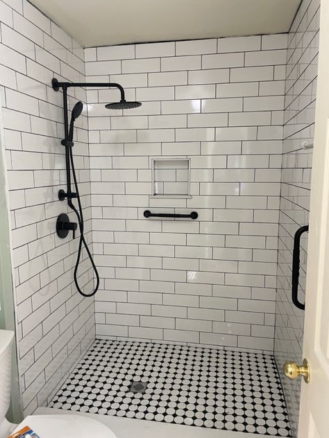 Shower Valve Placement Ideas, Farmhouse Faucet, Black Faucets, Black Shower Faucet, Farmhouse Bathroom Remodel, Shower Fixtures, Shower Holder, Shower Faucet Sets, Sun Rise