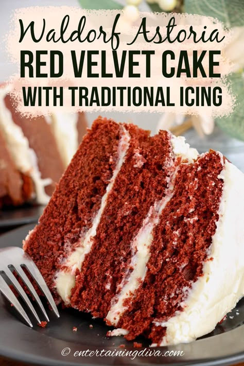 Red Velvet Cake Icing, Cooked Icing, Red Velvet Icing, Naked Red Velvet Cake, Light Chocolate Cake, Cream Cheese Icing Recipe, Best Red Velvet Cake, Velvet Cakes, Bolo Red Velvet