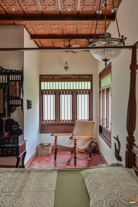 A Bungalow Rich In Traditional Design Style Yet Accommodating A Contemporary Lifestyle | HIRAYA DESIGN STUDIO - The Architects Diary Colombian Aesthetic, Traditional Indian Houses, Chettinad House, Traditional Design Style, Indian Houses, Architecture Styles, Indian Interiors, Indian Home Design, Indian Home Interior