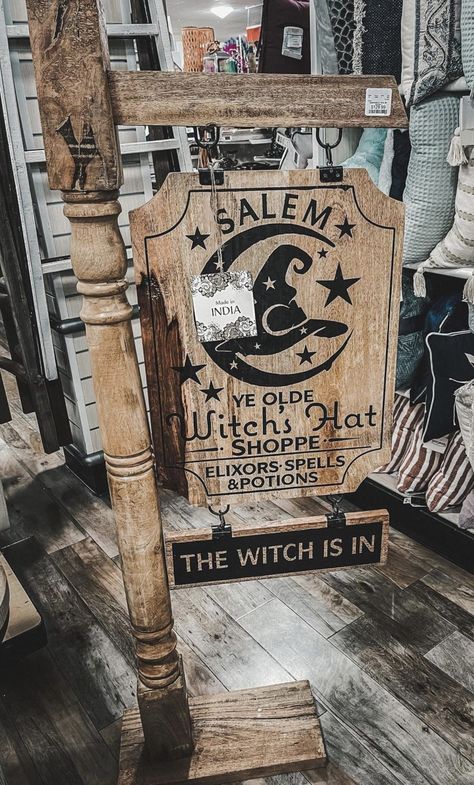 Witches Front Door, Witches Cottage Halloween Decor, Salem Halloween Decor, Outdoor Witch, Witch Halloween Decor, Salem Halloween, Witches Cottage, Halloween Diorama, Hanging Witch