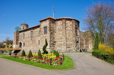 Colchester Castle, Uk Castles, Castle Museum, Essex England, Colchester Essex, Castle Pictures, Castles In England, Green Oasis, Irish Sea