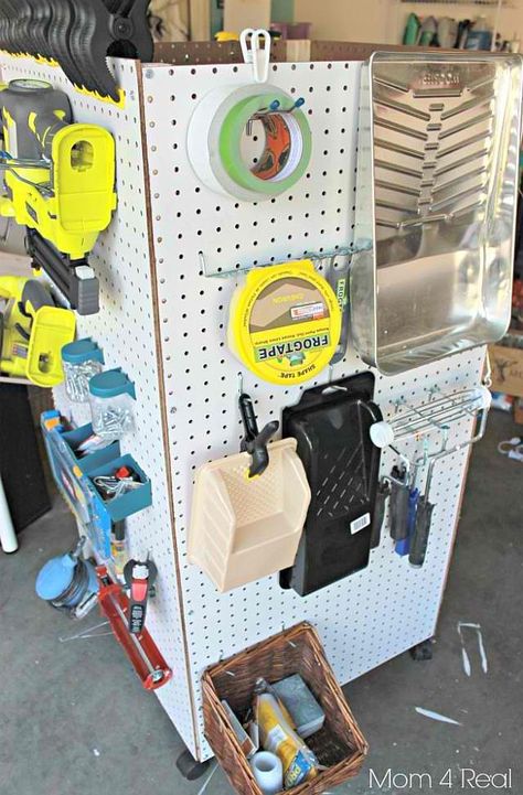 Portable Tool Caddy | The DIY Garage Clutter Buster Guide [Infographic] Portable Storage Buildings, Portable Tool Storage, Garage Clutter, Pegboard Storage, Pegboard Organization, Portable Garage, Garage Tool Organization, Garage Organize, Storage Caddy