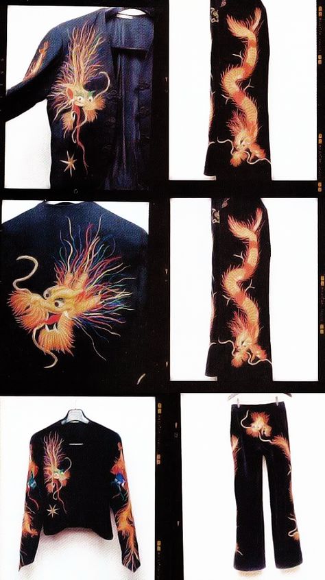 Jimmy Page's dragon suit Jimmy Page 70s Fashion, Jimmy Page Dragon Suit, Jimmy Page Fashion, Jimmy Page Style, 70s Guys, Dragon Outfit, Led Zep, James Patrick, Stevie Ray Vaughan