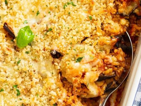 Hearty and Flavorful Eggplant Casserole - NewsBreak Quick Nutritious Meals, Casserole With Ground Beef, Eggplant Casserole, Crispy Parmesan Potatoes, Savoury French Toast, Sausage Stuffed Mushrooms, Ground Beef And Potatoes, Marsala Chicken Recipes, Chicken Broccoli Casserole