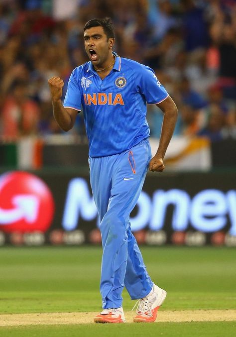 R Ashwin roars after taking a wicket, India v South Africa, World Cup 2015, Group B, Melbourne, February 22, 2015 ©Getty Images | www.indiadefends.com #indiadefends R Ashwin, Ravichandran Ashwin, Anil Kumble, Indian Cricketers, Cricket Bats, Kohli Wallpapers, Crying Eyes, New Images Hd, Cricket Wicket