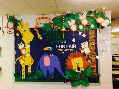 Jungle fun fair bulletin board Jungle Bulletin Boards, Jungle Theme Classroom, Jungle Theme Parties, Jungle Theme Birthday, Classroom Board, Bible School Crafts, Bulletin Board Ideas, Door Decorations Classroom, Fun Fair