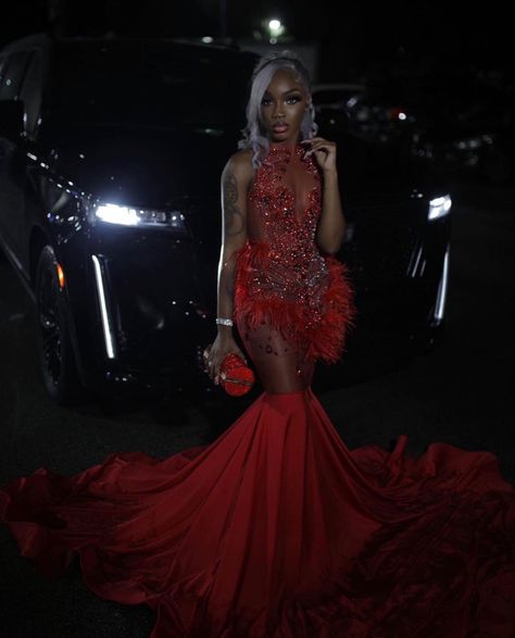 Red Baddie Prom Dresses, Prom Unique Dresses, Prom Cars Black People, Prom Dresses Black People, Prom Looks 2023, Prom Dress Inspiration Black People, Red And Silver Prom Dress, Black People Prom Dresses, Red Prom Dress Black Women