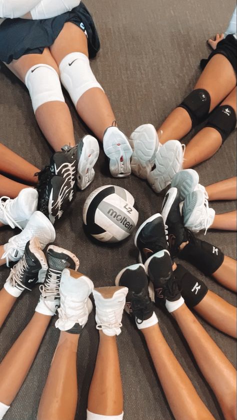 Best Volleyball Shoes, Volleyball Team, Volleyball Shoes, Peak Performance, The Court, Volleyball