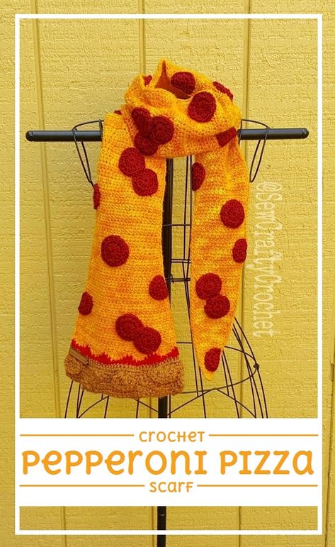 Pizza Crochet Blanket, Fun Crochet Scarf Pattern Free, Crochet Food Blanket, Crochet Animal Scarf, Pokemon Scarf, Crochet Pizza, Kimmy Gibbler, Pizza Blanket, Twinkie Chan