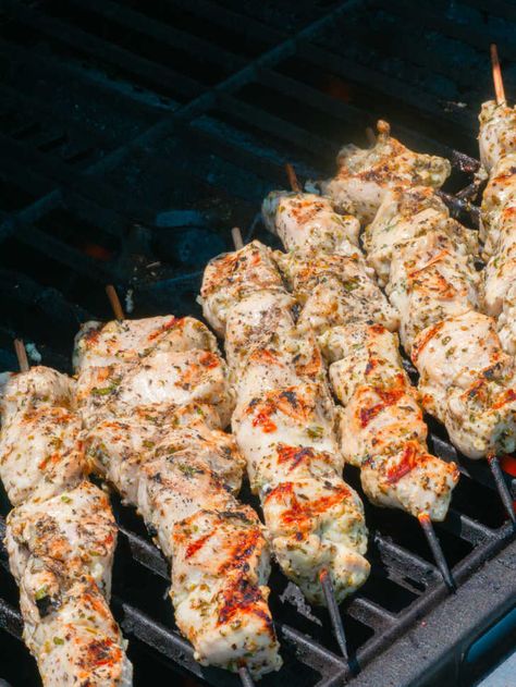 Cook Chicken In Oven, Greek Chicken Skewers, Greek Chicken Recipes, Gluten Free Milk, Chicken Souvlaki, Full Fat Yogurt, Chicken Entrees, Greek Chicken, Chicken Skewers