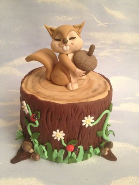 My little squirrel! - by danida @ CakesDecor.com - cake decorating website Squirrel Cake, Torte Creative, Banana Split Dessert, Woodland Cake, Torte Cupcake, Fondant Animals, Animal Cakes, A Squirrel, Cupcake Cake