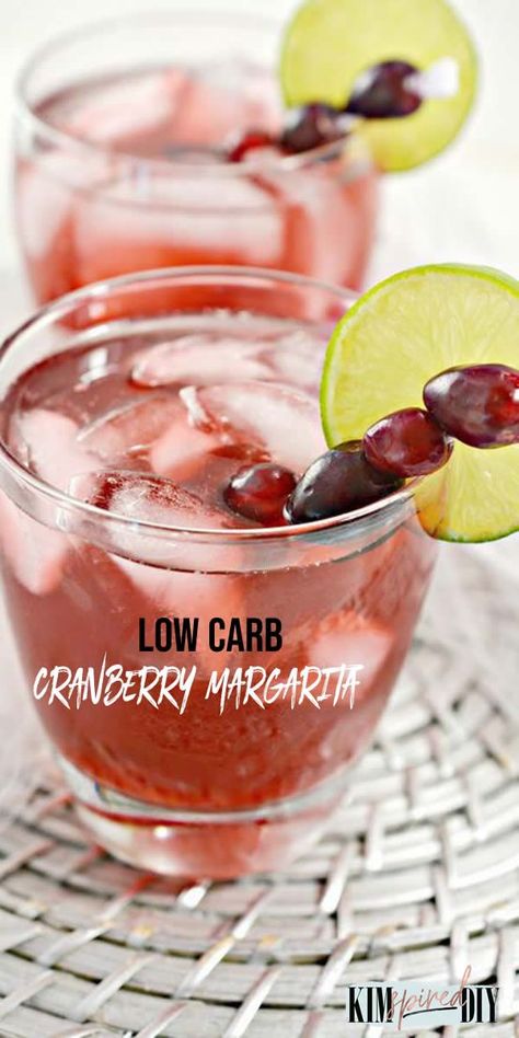 gluten free low carb  cranberry margarita tequila alcoholic drink in cocktail glass with fresh cranberries & lime on rim Heart Healthy Cocktails, Keto Fall Drinks Alcohol, Low Calorie Fall Drinks Alcohol, Low Carb Drinks Alcohol, Low Sugar Mixed Drinks, Low Calorie Tequila Drinks, Thanksgiving Drink Recipes, Low Carb Margarita, Low Carb Mixed Drinks