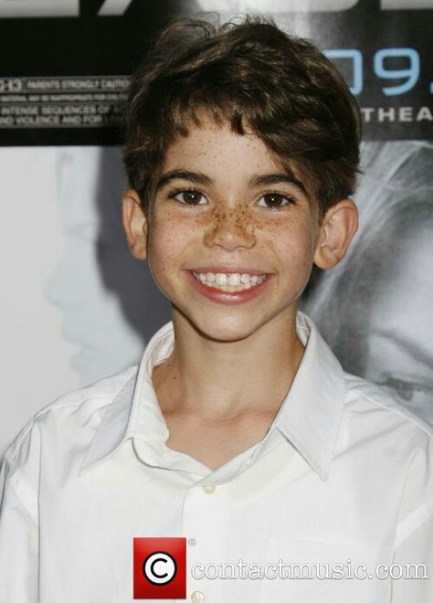 Cameron Boyce in Eagle Eye. freakin' cutest kid EVER. Cameron Boyce Birthday, Cameron Boyce Cute, I Ate Cameron Boyce, Runt Cameron Boyce, Dove Cameron Reaction Cameron Boyce, Cameron Boyce Descendants, Cameron Boys, Disney Channel Stars, Cameron Boyce