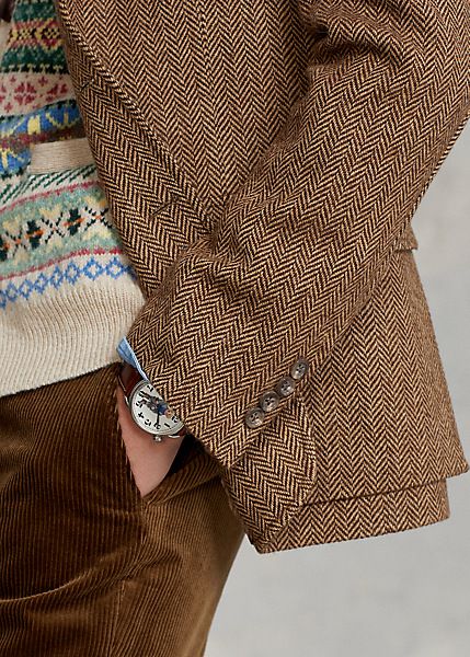 The RL67 Herringbone Jacket Ralph Lauren Herringbone Blazer, Herringbone Jacket Mens, Jacket Drawing, Country Gentleman, Tweed Sport Coat, Herringbone Coat, Herringbone Jacket, Herringbone Blazer, Suits And Jackets