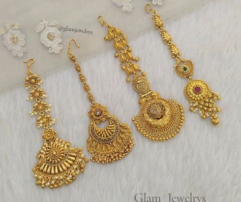 Mangteeka Designs Gold, Gold Mang Tika Design, Bridal Mangtika, Chand Bali Earrings Gold, Gold Nath, Tika Jewelry, Pretty Gold Necklaces, Mang Tika, Black Dessert