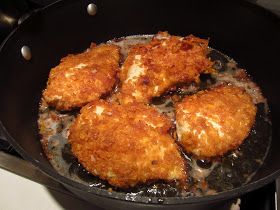 You know that crispy peanut butter chicken you can often find on Chinese buffet tables? This is it. Or... a very close approximation of how... Peanut Chicken Recipe, Peanut Butter Chicken, Chinese Buffet, Almond Chicken, Peanut Butter Sauce, Paleo Crockpot, Peanut Chicken, Chicken Dishes Recipes, Poultry Recipes